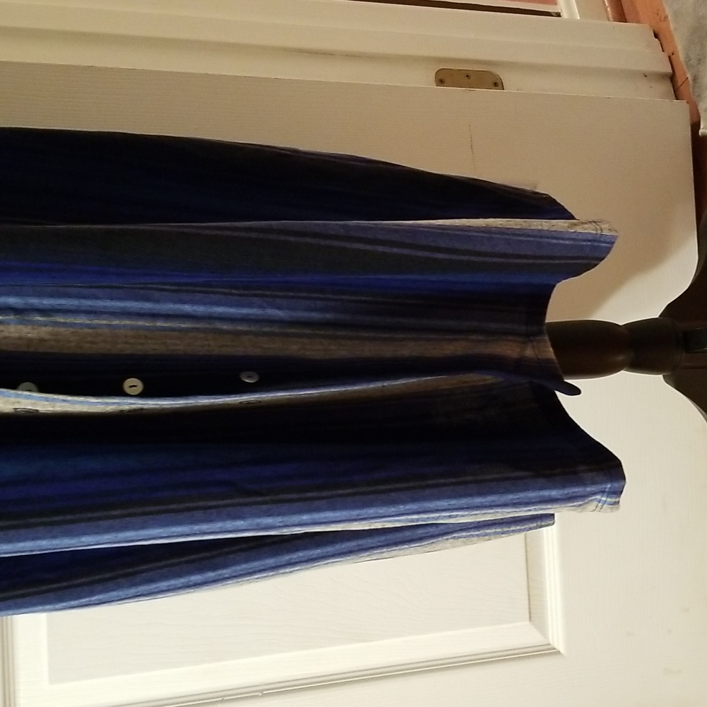 Dress - Picture 3 of 9